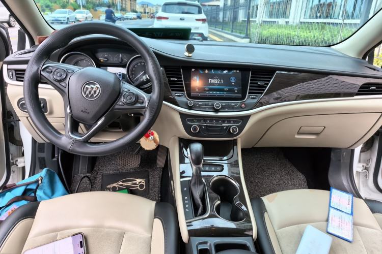 Used Buick Verano 2019 Sedan 15S Automatic Leading Model Center Console