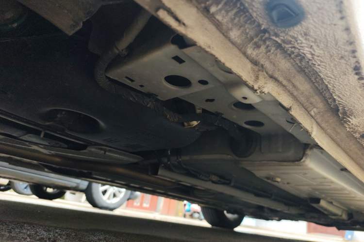 Used Buick Verano 2019 Sedan 15S Automatic Leading Model Chassis Rear Right
