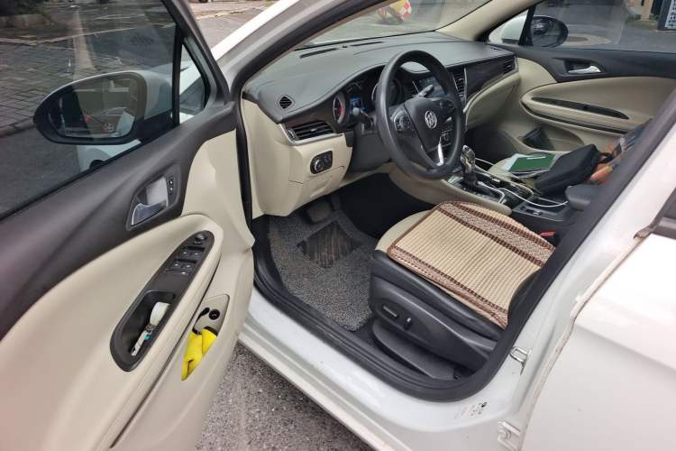 Used Buick Verano 2019 Sedan 15S Automatic Leading Model Driver Seat