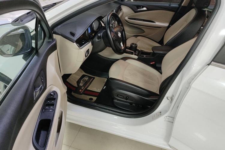 Used Buick Verano 2019 Sedan 15S Automatic Leading Model Driver Seat