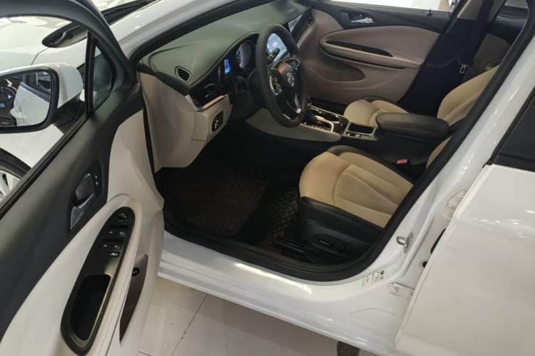 Used Buick Verano 2019 Sedan 15S Automatic Leading Model Driver Seat