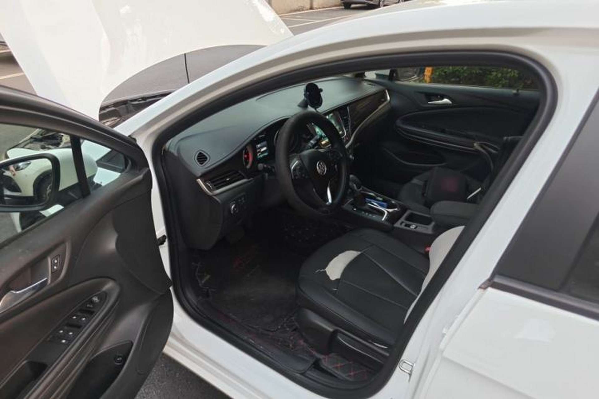 Used Buick Verano 2019 Sedan 20T Dual-Clutch Leading Model Driver Seat