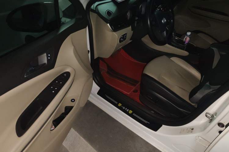 Used Buick Verano 2019 Sedan 15S Automatic Leading Model Driver Seat