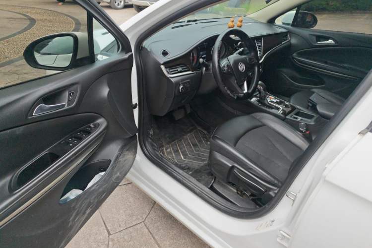 Used Buick Verano 2019 Sedan 20T Dual-Clutch Leading Model Driver Seat