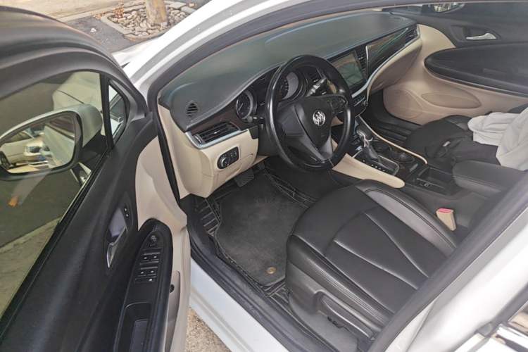 Used Buick Verano 2019 Sedan 15S Automatic Entry Model Driver Seat