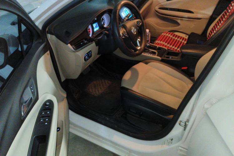 Used Buick Verano 2019 Sedan 15S Automatic Leading Model Driver Seat