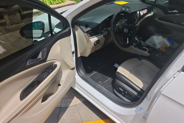 Used Buick Verano 2019 Sedan 15S Automatic Leading Model Driver Seat