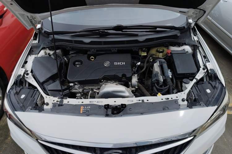 Used Buick Verano 2019 Sedan 15S Automatic Leading Model Engine Bay