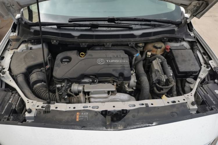 Used Buick Verano 2019 Sedan 20T Dual-Clutch Leading Model Engine Bay