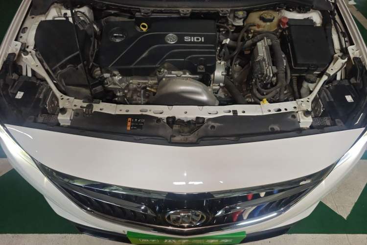 Used Buick Verano 2019 Sedan 15S Automatic Leading Model Engine Bay