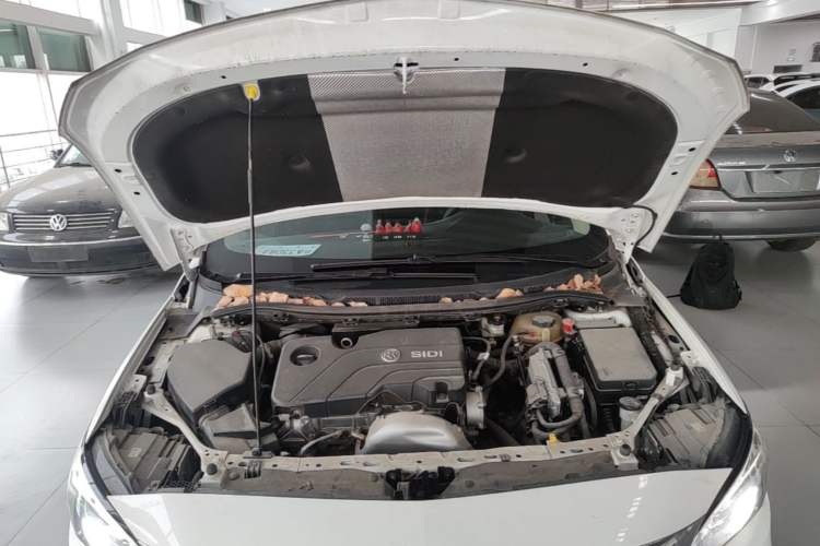 Used Buick Verano 2019 Sedan 15S Automatic Leading Model Engine Bay