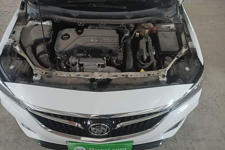 Used Buick Verano 2019 Sedan 20T Dual-Clutch Leading Model Engine Bay
