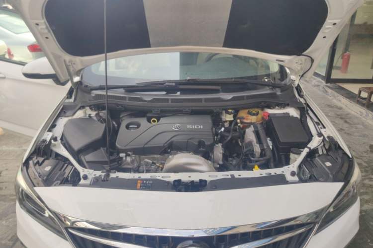 Used Buick Verano 2019 Sedan 15S Automatic Leading Model Engine Bay