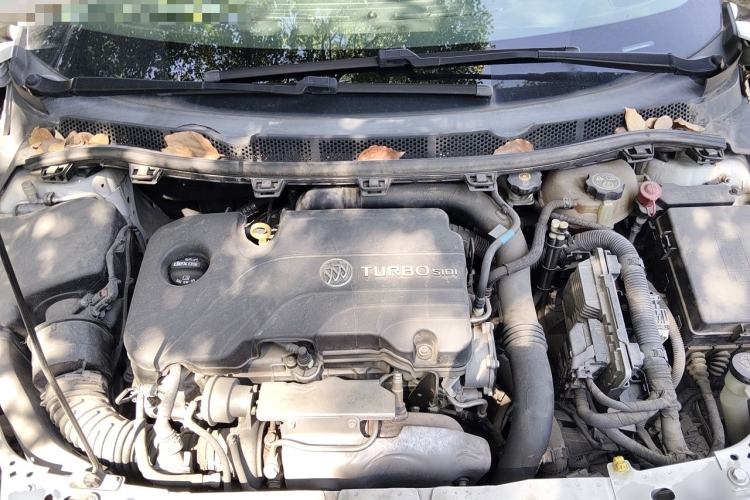 Used Buick Verano 2019 Sedan 20T Dual-Clutch Elite Model Engine Bay