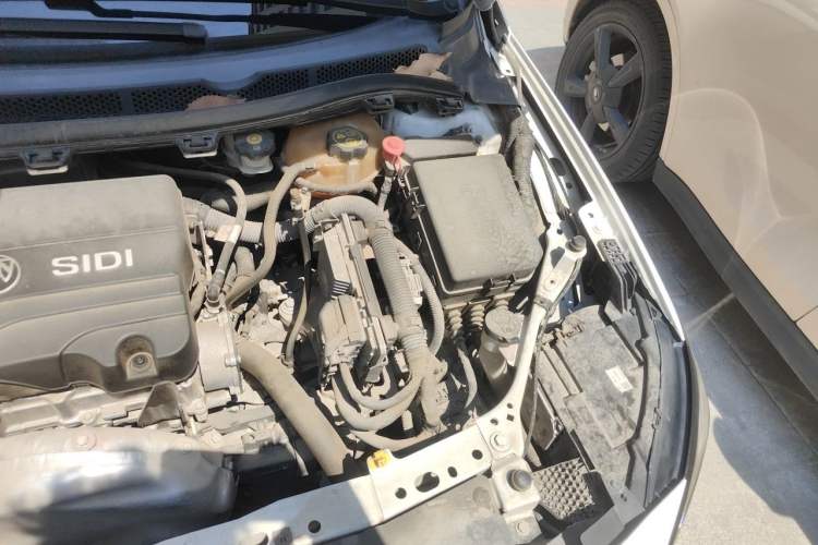 Used Buick Verano 2019 Sedan 15S Automatic Leading Model Engine Bay Left