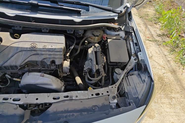 Used Buick Verano 2019 Sedan 15S Automatic Entry Model Engine Bay Left