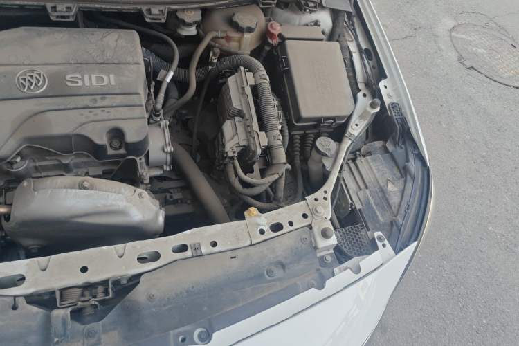 Used Buick Verano 2019 Sedan 15S Automatic Leading Model Engine Bay Left