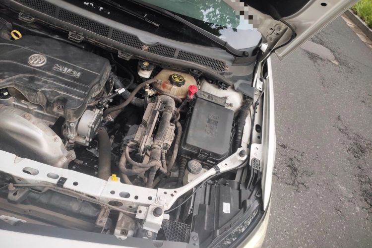 Used Buick Verano 2019 Sedan 15S Automatic Leading Model Engine Bay Left