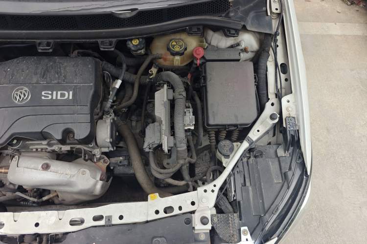 Used Buick Verano 2019 Sedan 15S Automatic Leading Model Engine Bay Left