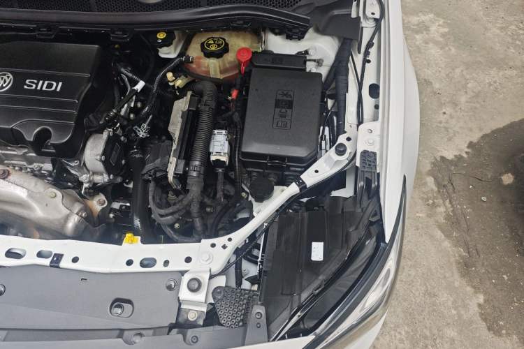 Used Buick Verano 2019 Sedan 15S Automatic Leading Model Engine Bay Left