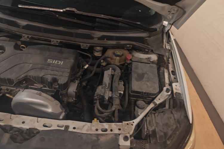 Used Buick Verano 2019 Sedan 15S Automatic Entry Model Engine Bay Left