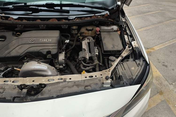Used Buick Verano 2019 Sedan 15S Automatic Entry Model Engine Bay Left
