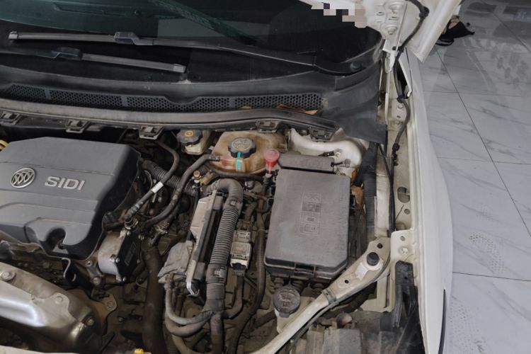 Used Buick Verano 2019 Sedan 15S Automatic Leading Model Engine Bay Left