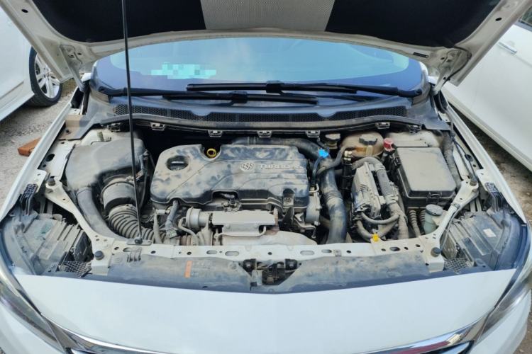 Used Buick Verano 2019 Sedan 20T Dual-Clutch Leading Model Engine Bay