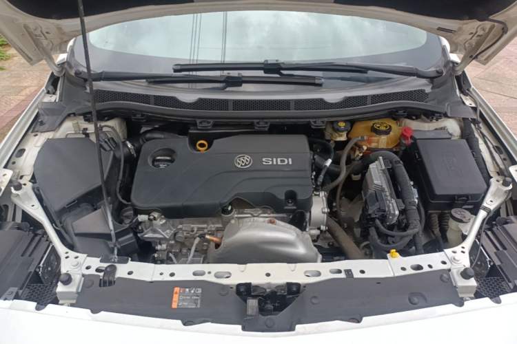 Used Buick Verano 2019 Sedan 15S Automatic Leading Model Engine Bay