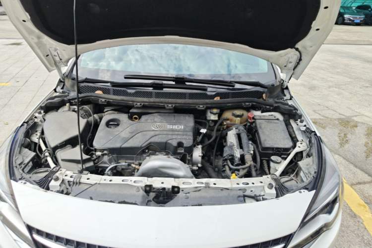 Used Buick Verano 2019 Hatchback 15S Automatic Leading Model Engine Bay