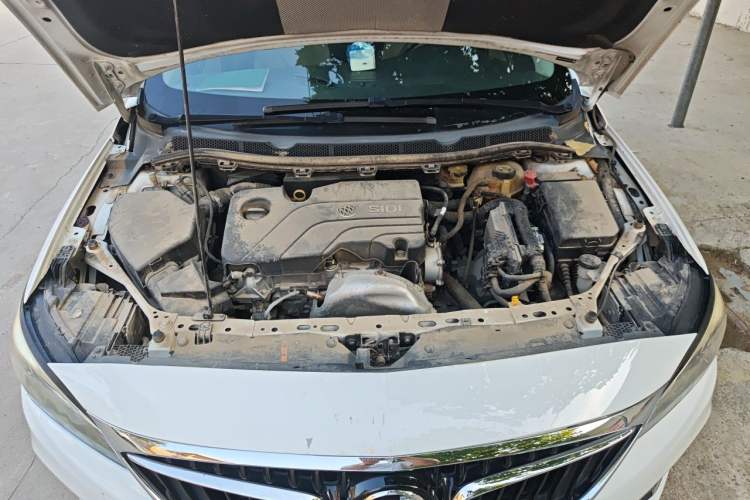 Used Buick Verano 2019 Sedan 15S Automatic Leading Model Engine Bay