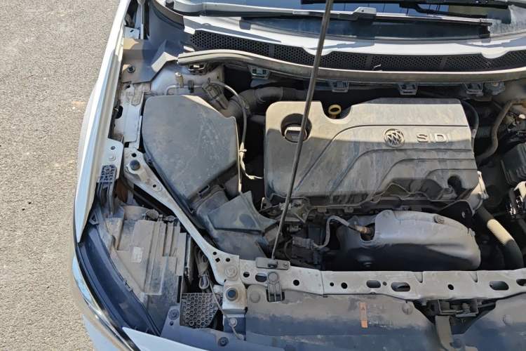 Used Buick Verano 2019 Sedan 15S Automatic Entry Model Engine Bay Right