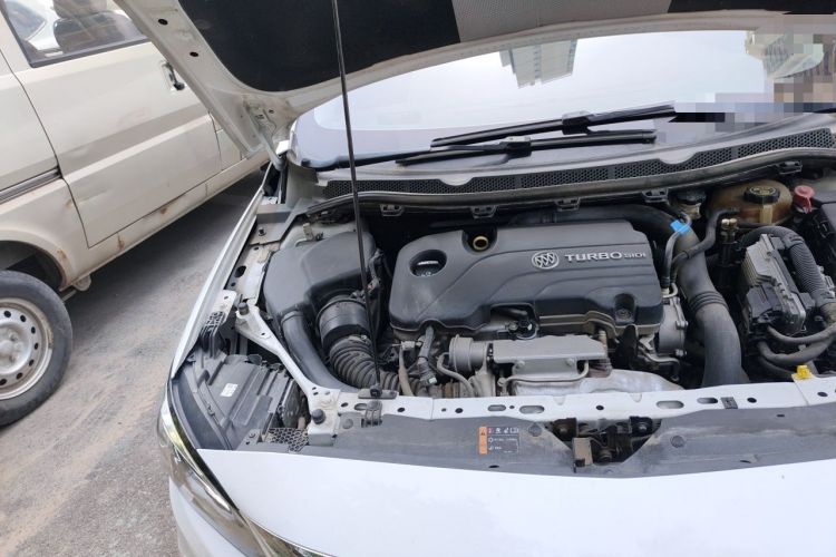 Used Buick Verano 2019 Sedan 20T Dual-Clutch Leading Model Engine Bay Right