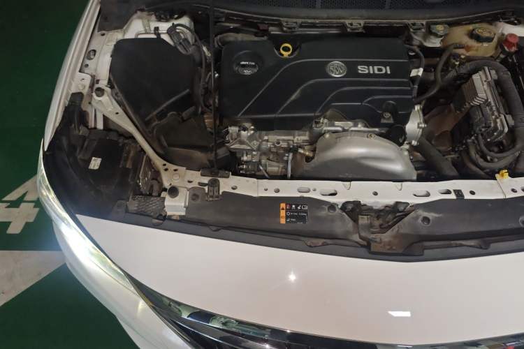 Used Buick Verano 2019 Sedan 15S Automatic Leading Model Engine Bay Right