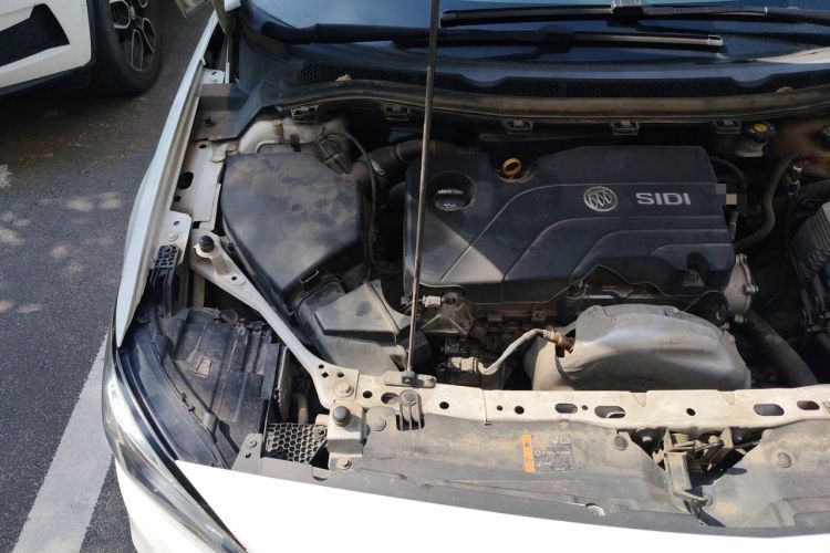Used Buick Verano 2019 Sedan 15S Automatic Leading Model Engine Bay Right