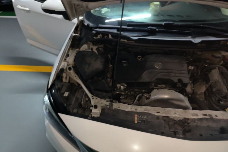 Used Buick Verano 2019 Sedan 15S Automatic Entry Model Engine Bay Right