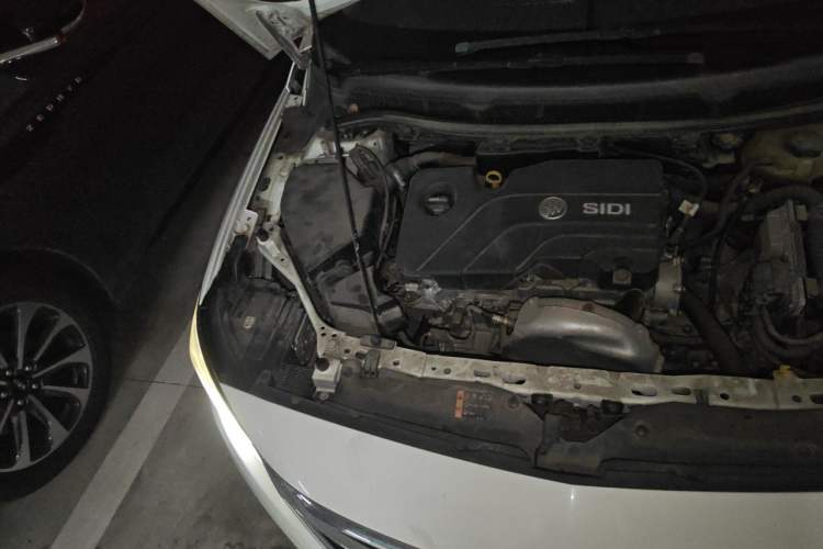 Used Buick Verano 2019 Sedan 15S Automatic Leading Model Engine Bay Right