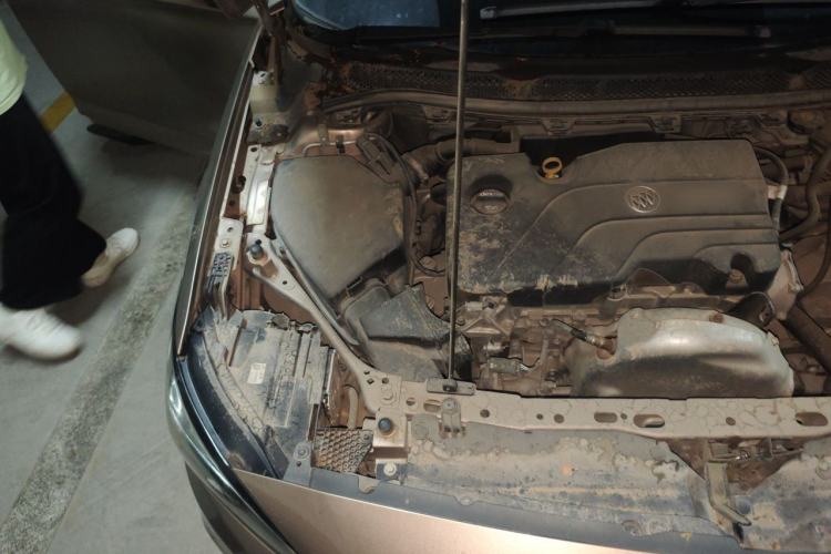 Used Buick Verano 2019 Sedan 15S Automatic Leading Model Engine Bay Right