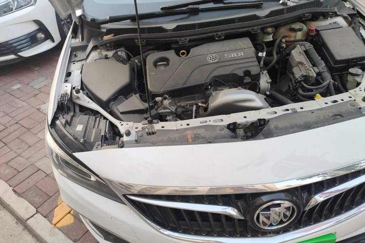 Used Buick Verano 2019 Sedan 15S Automatic Leading Model Engine Bay Right