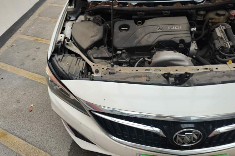 Used Buick Verano 2019 Sedan 15S Automatic Entry Model Engine Bay Right
