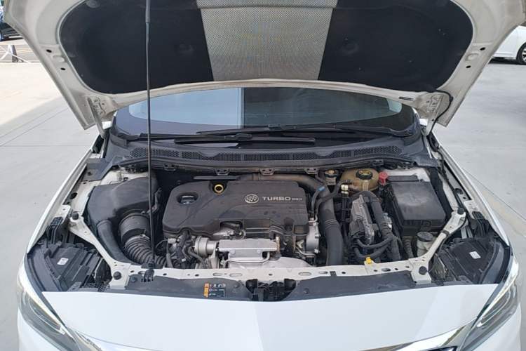 Used Buick Verano 2019 Sedan 20T Dual-Clutch Elite Model Engine Bay