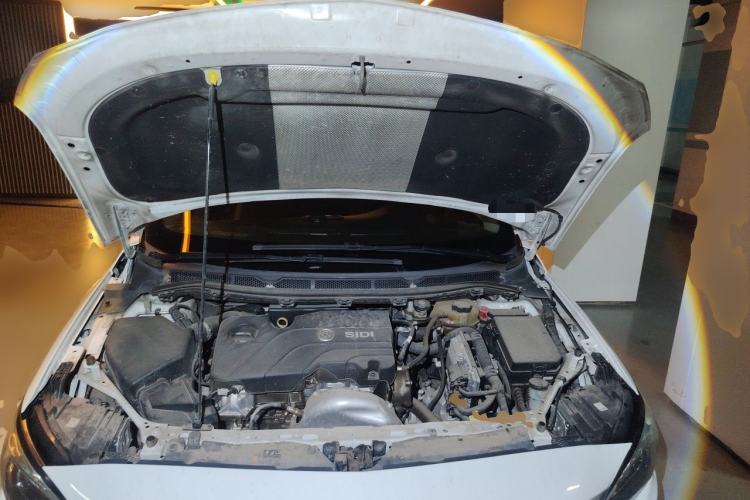 Used Buick Verano 2019 Sedan 15S Automatic Leading Model Engine Bay
