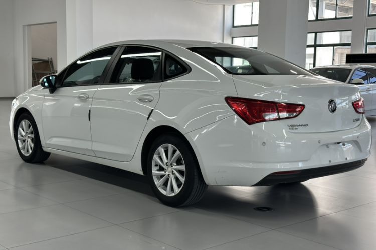 Used Buick Verano 2019 Sedan 15S Automatic Leading Model Exterior 4