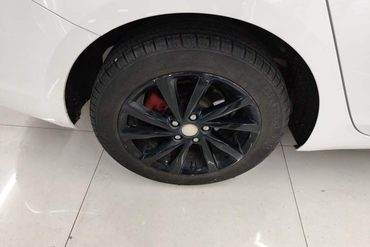 Used Buick Verano 2019 Sedan 15S Automatic Leading Model Exterior 4