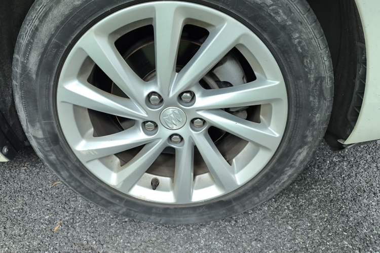 Used Buick Verano 2019 Sedan 15S Automatic Entry Model Exterior 7
