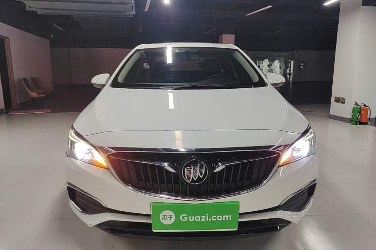 Used Buick Verano 2019 Sedan 20T Dual-Clutch Leading Model Front