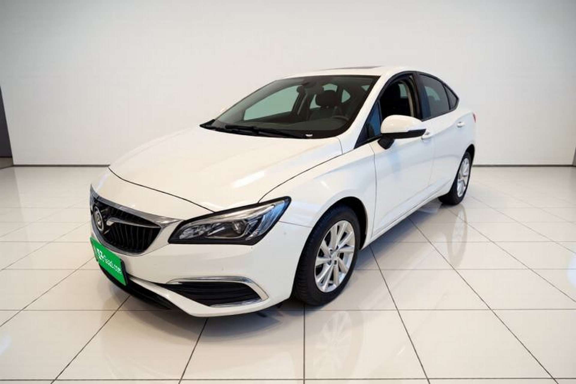 Used Buick Verano 2019 Sedan 15S Automatic Leading Model Front Left 45 Deg
