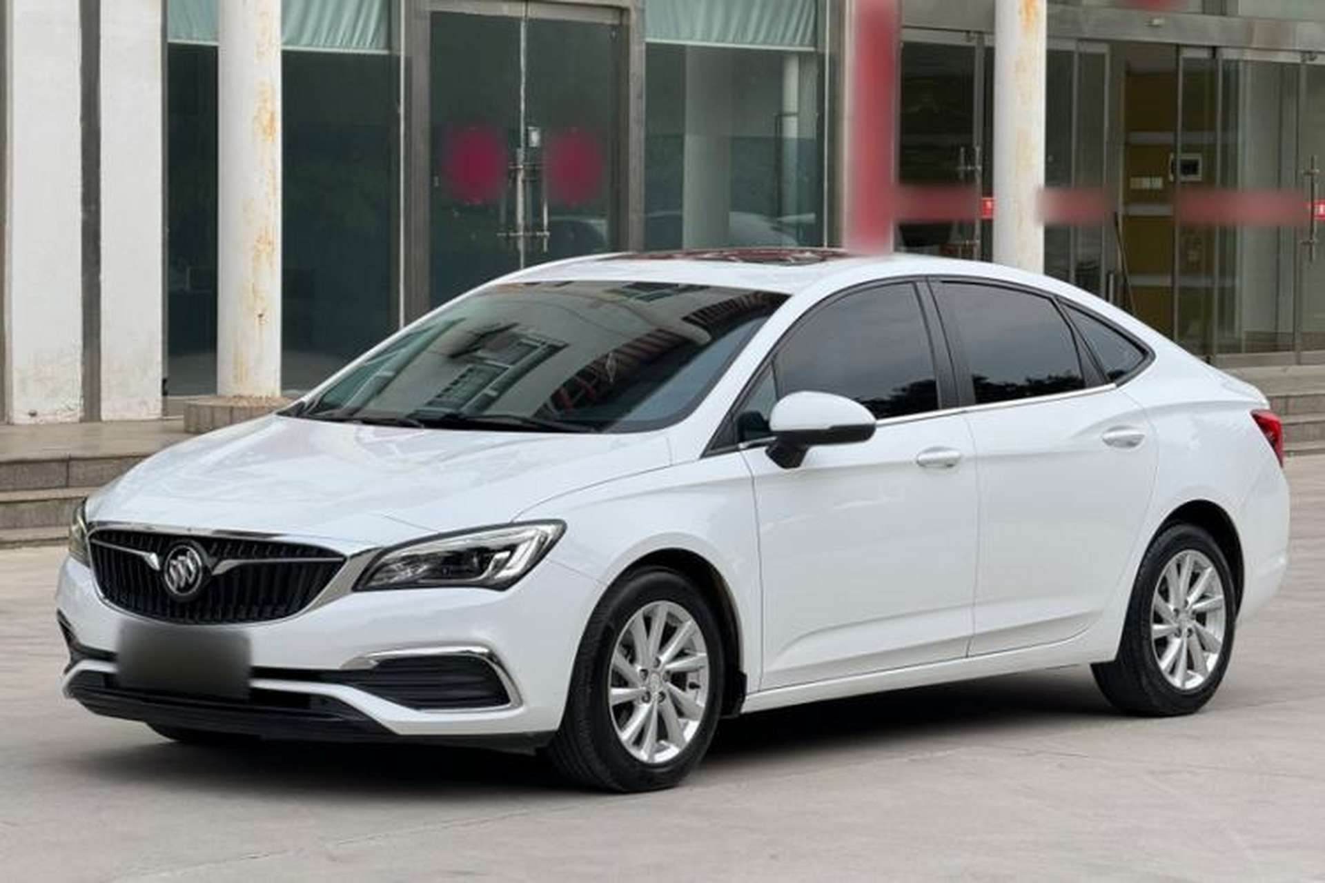 Used Buick Verano 2019 Sedan 15S Automatic Leading Model Front Left 45 Deg