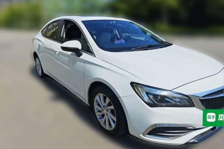 Used Buick Verano 2019 Sedan 15S Automatic Leading Model Front Right 45 Deg