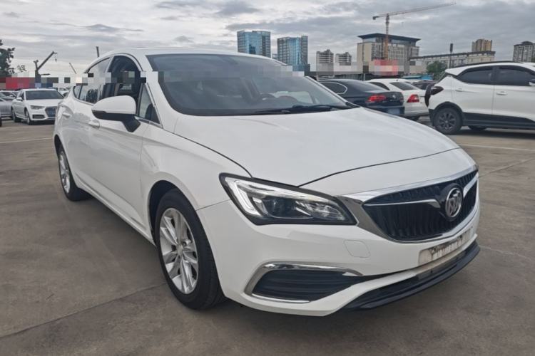 Used Buick Verano 2019 Sedan 20T Dual-Clutch Elite Model Front Right 45 Deg